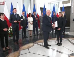 Poseł Tomasz Zimoch - Wręczenie zaświadczenia o wyborze 26 października 2023 roku.