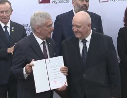 Senator Marcin Karpiński - Wręczenie zaświadczenia o wyborze 27 października 2023 roku.